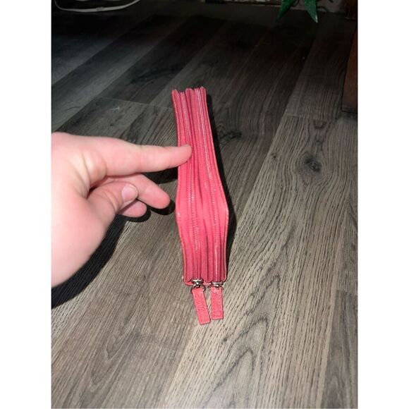 Pink Woman’s Zip Around Wallet - Picture 5 of 13